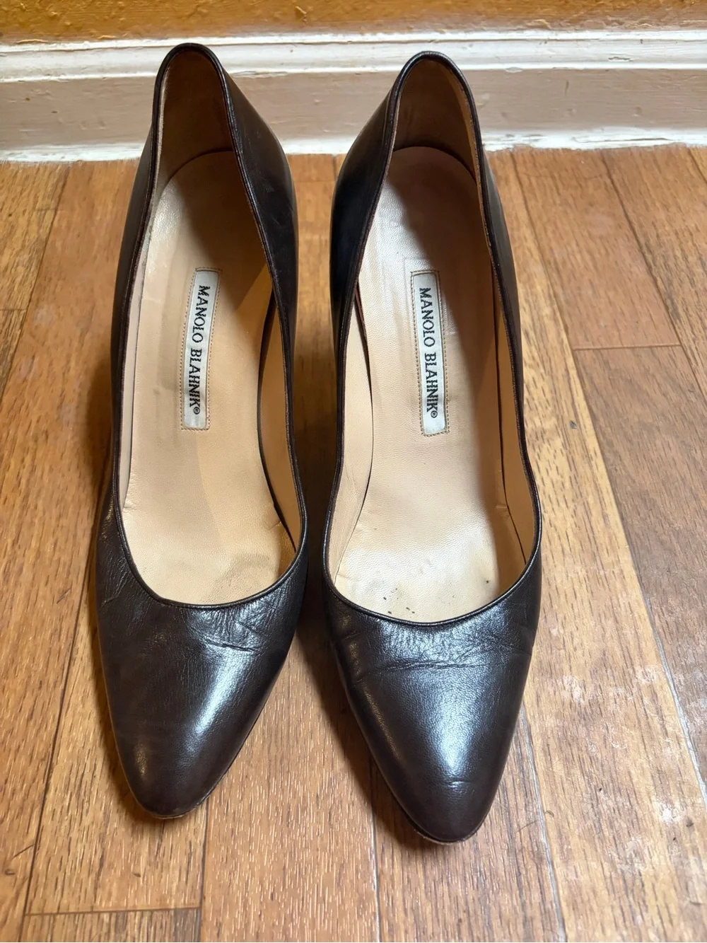Manolo Blahnik sleek manolo